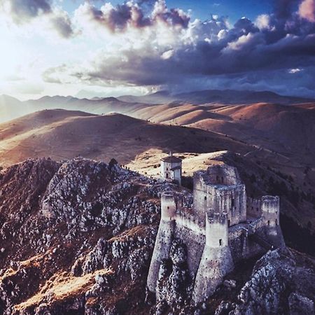 Il Borgo Di Rocca Calascio Buitenkant foto