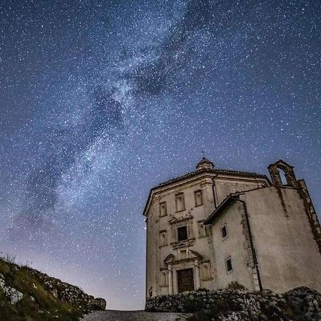 Il Borgo Di Rocca Calascio Buitenkant foto