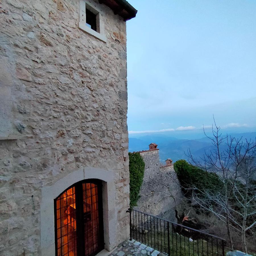 Il Borgo Di Rocca Calascio Buitenkant foto