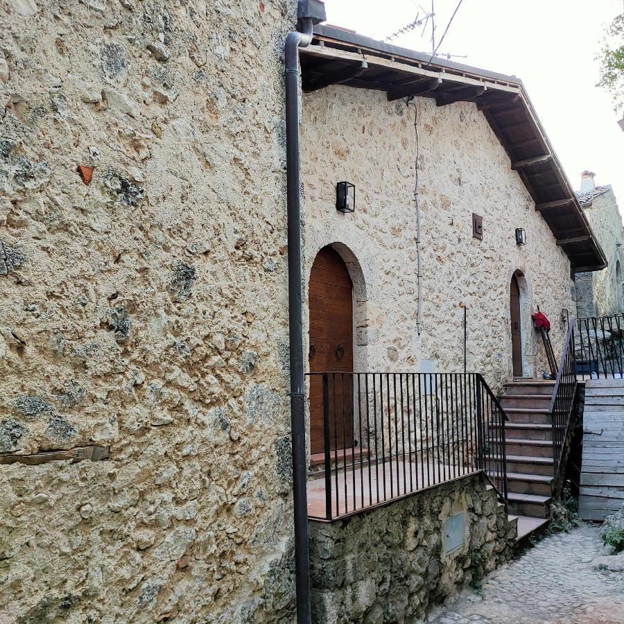 Il Borgo Di Rocca Calascio Buitenkant foto