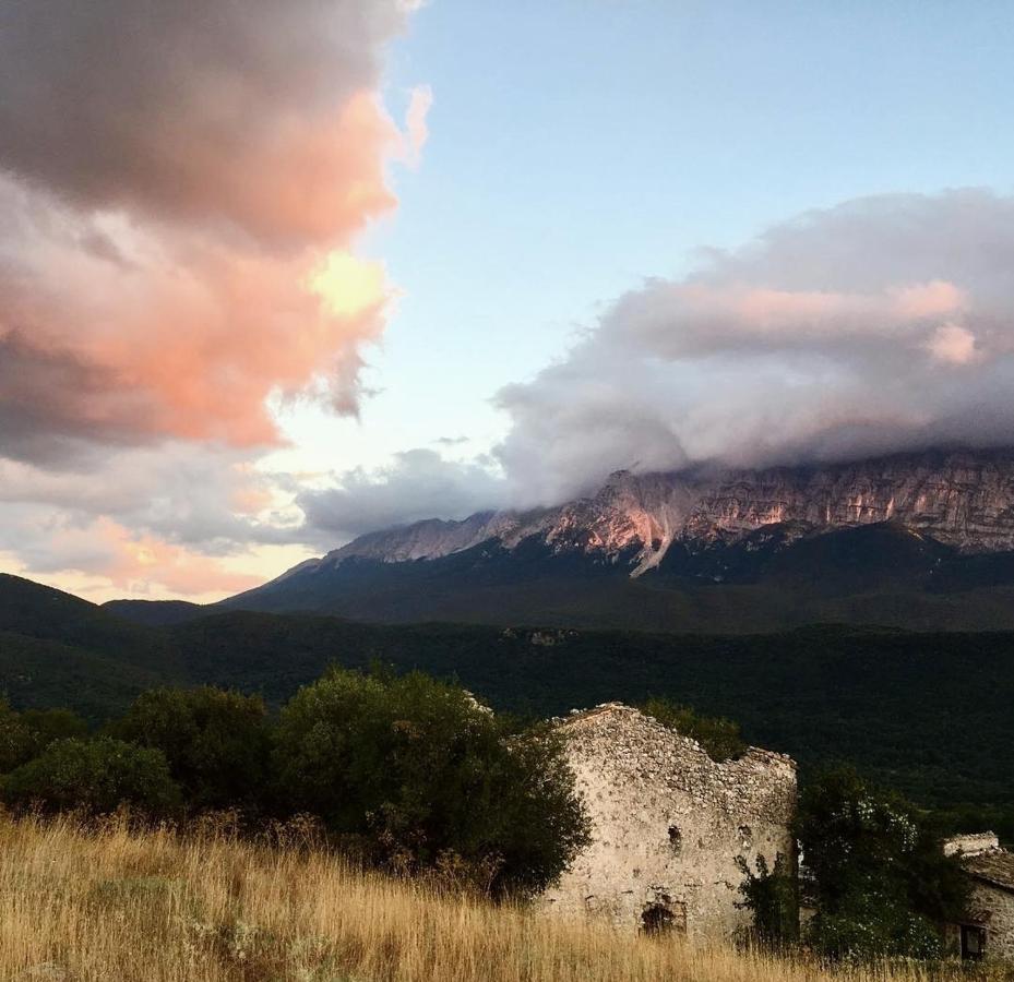 Il Borgo Di Rocca Calascio Buitenkant foto