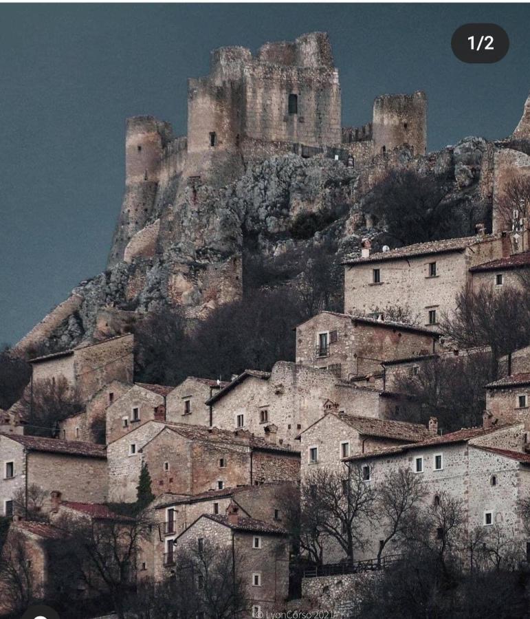 Il Borgo Di Rocca Calascio Buitenkant foto