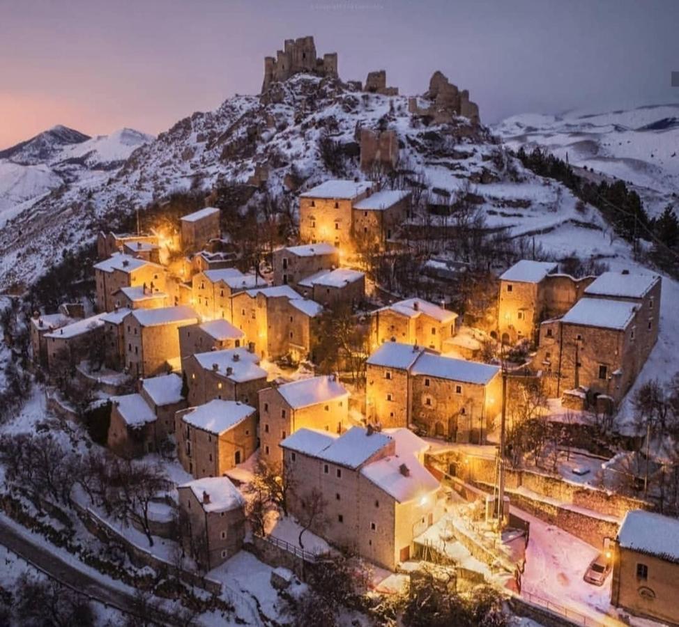 Il Borgo Di Rocca Calascio Buitenkant foto